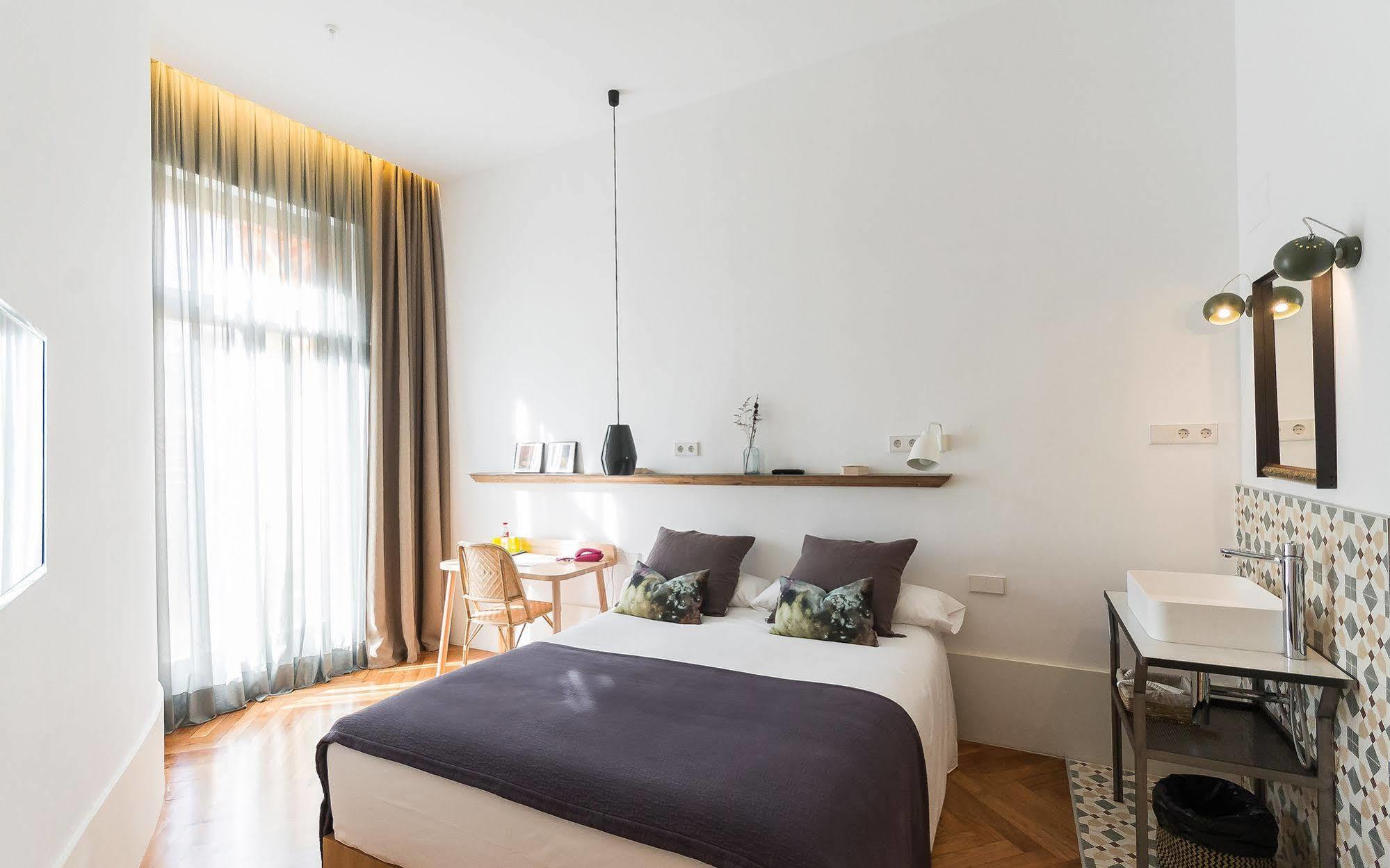 Bed and Breakfast Casa Mathilda Barcelona Exterior foto